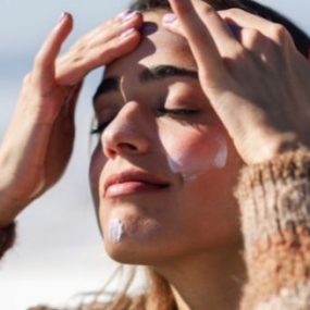 Faut-il mettre de la crème solaire en hiver ? Faut-il mettre de la crème solaire en hiver ?